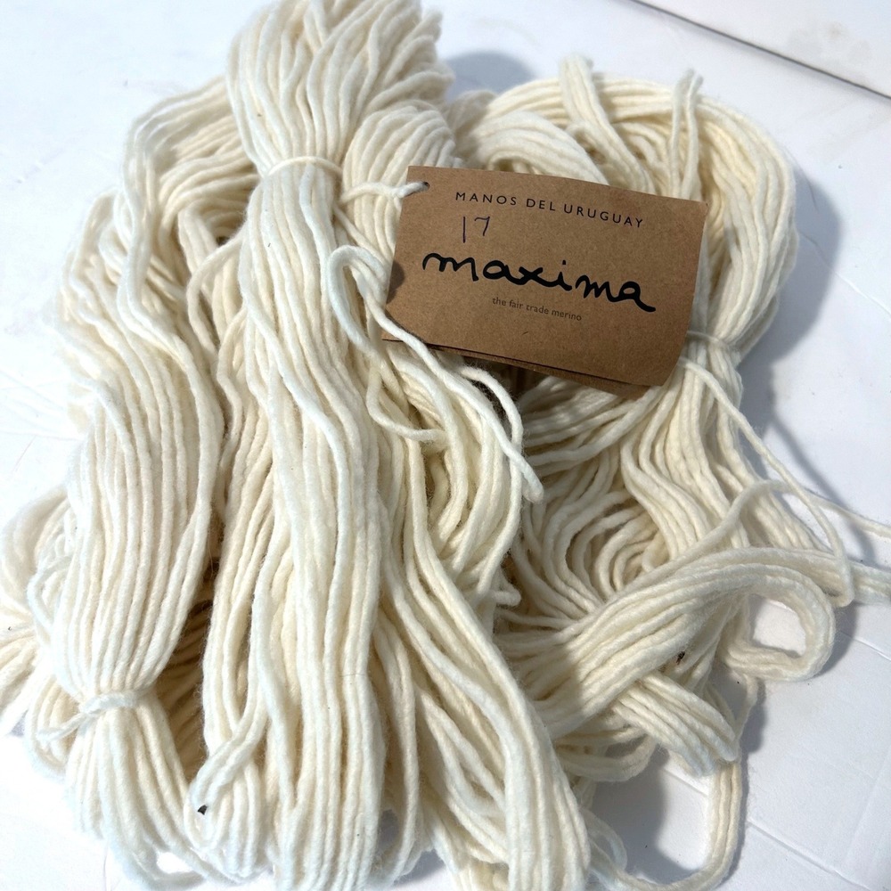 Manos Del Uruguay Maxima Yarn 100g Natural White New Worsted Merino Single Ply